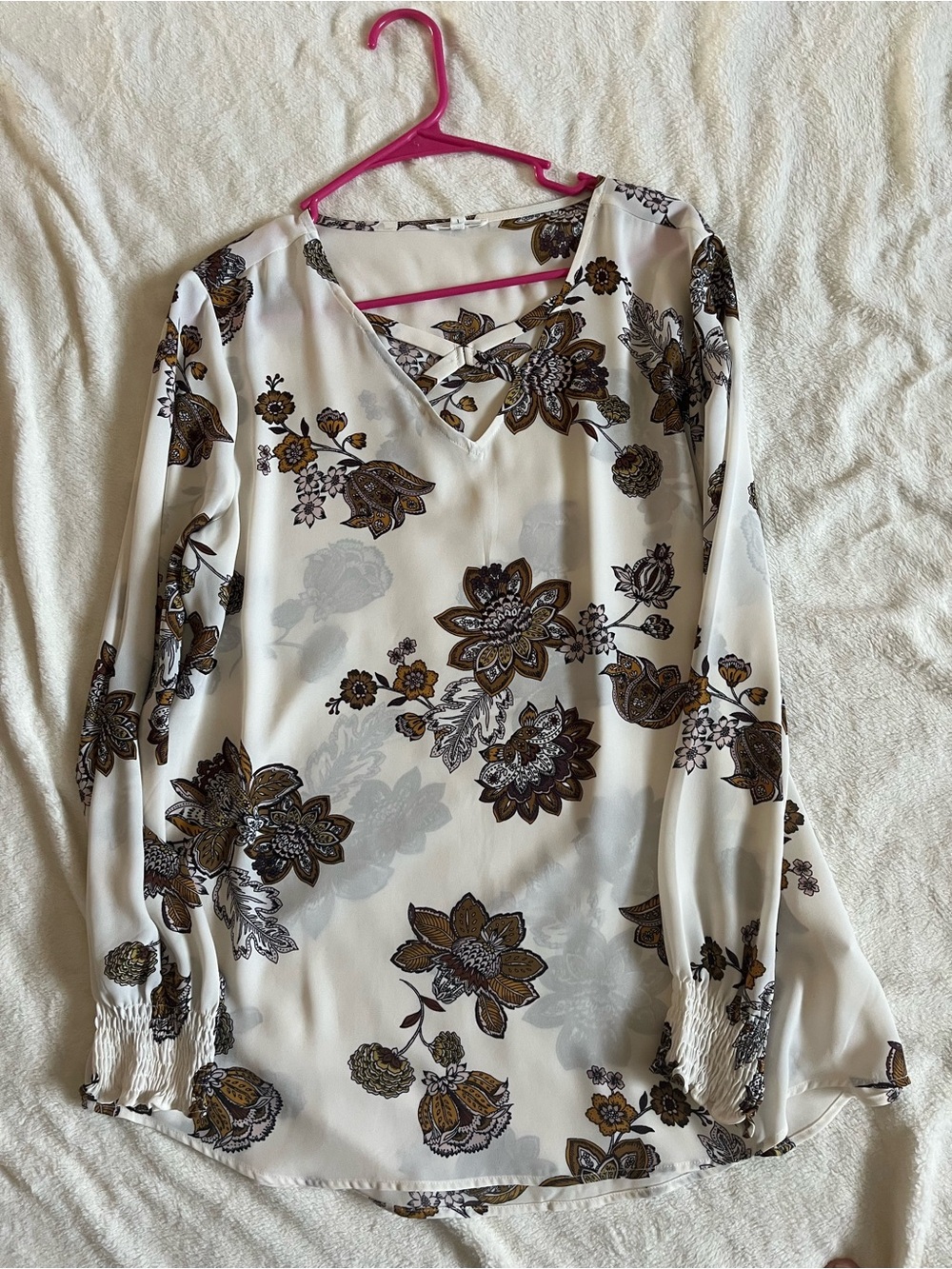 Maurices Cream Floral V-Neck Long Sleeve Tunic